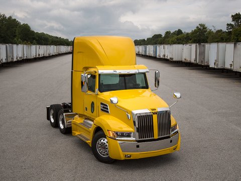 purchase a new freightliner truck