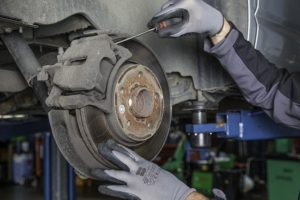 4 warning signs you need brake repair